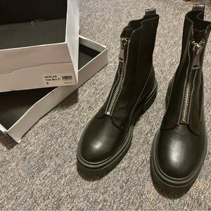 Steven By Steve Madden Aliyah Black Moto Combat Boots - size 9